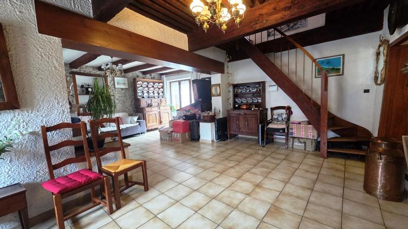 Maison ancienne - 142 m² - 5 pièces