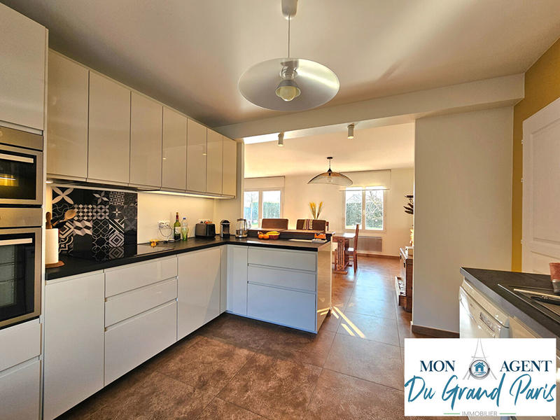 Maison - 160 m² - 7 pièces