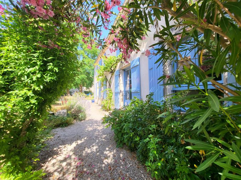 Maison ancienne - 239 m² - 9 pièces