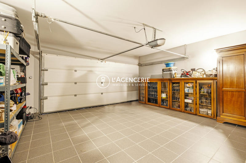 Maison - 180 m² - 5 pièces