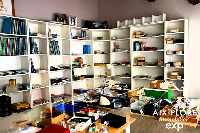 Mas - 417 m² - 7 pièces