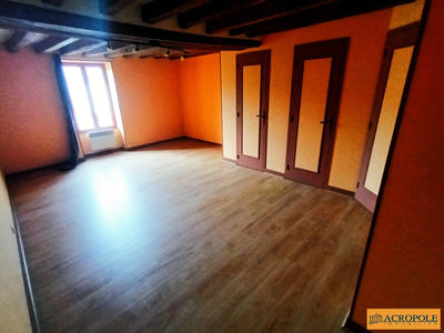 Maison - 185 m² - 5 pièces