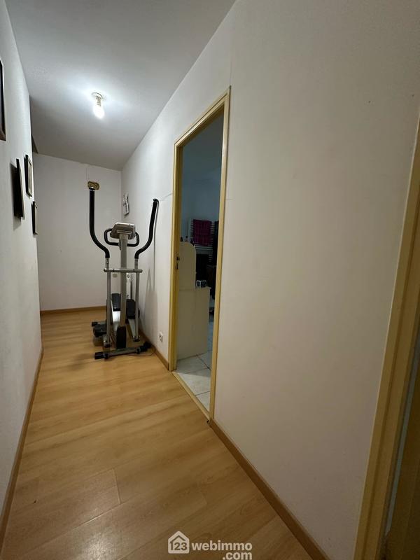 Maison - 306 m² - 13 pièces