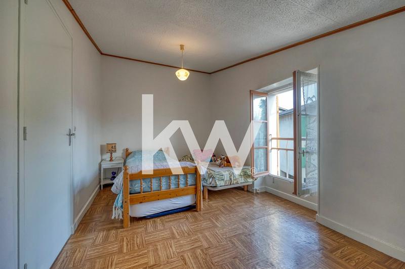 Maison ancienne - 177 m² - 7 pièces