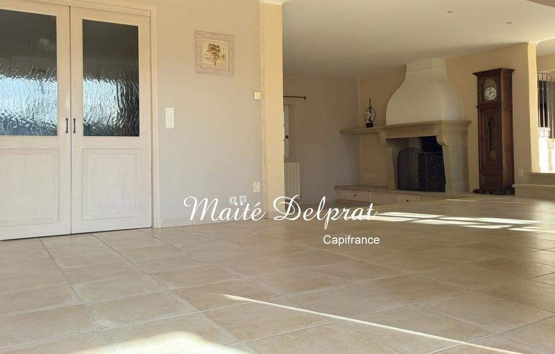 Propriété - 220 m² - 7 pièces