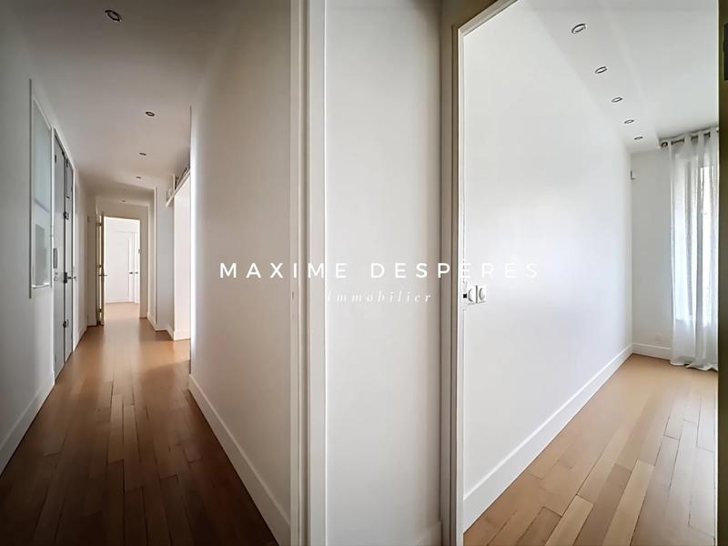 Appartement - 117 m² - 4 pièces