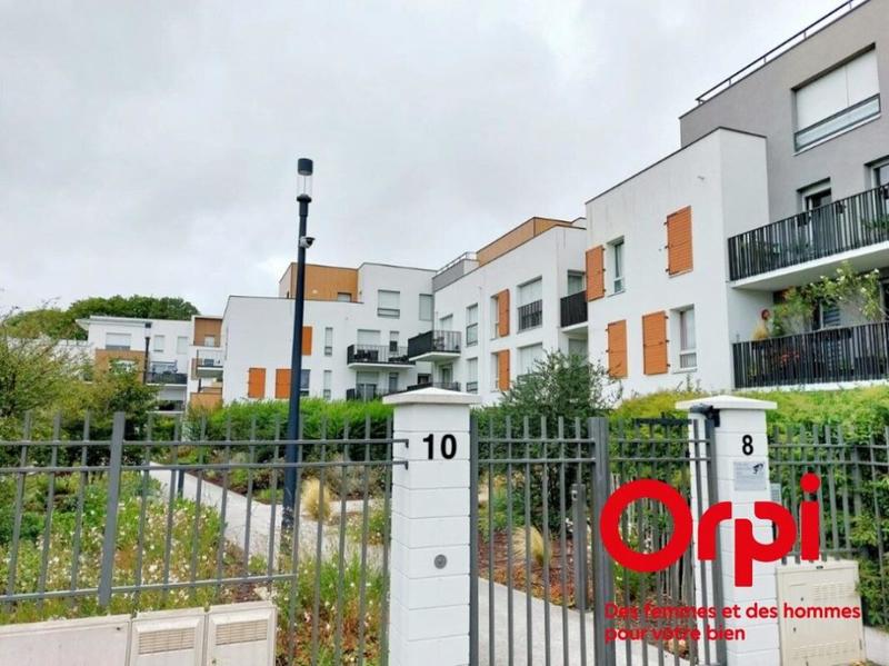 Appartement - 84 m² - 4 pièces