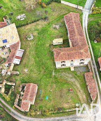 Maison - 150 m² - 4 pièces