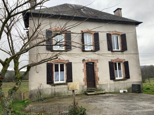 Maison - 157 m² - 7 pièces