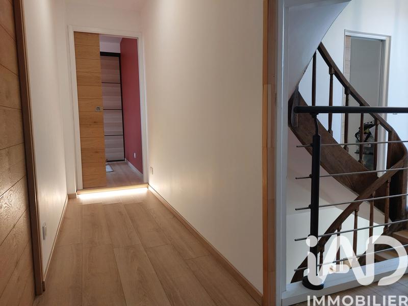 Maison - 300 m² - 10 pièces