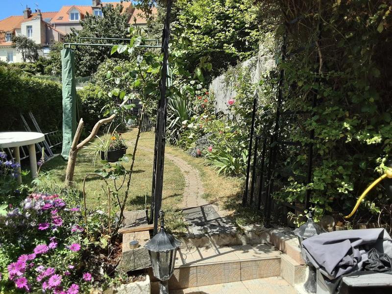 Maison - 104 m² - 4 pièces