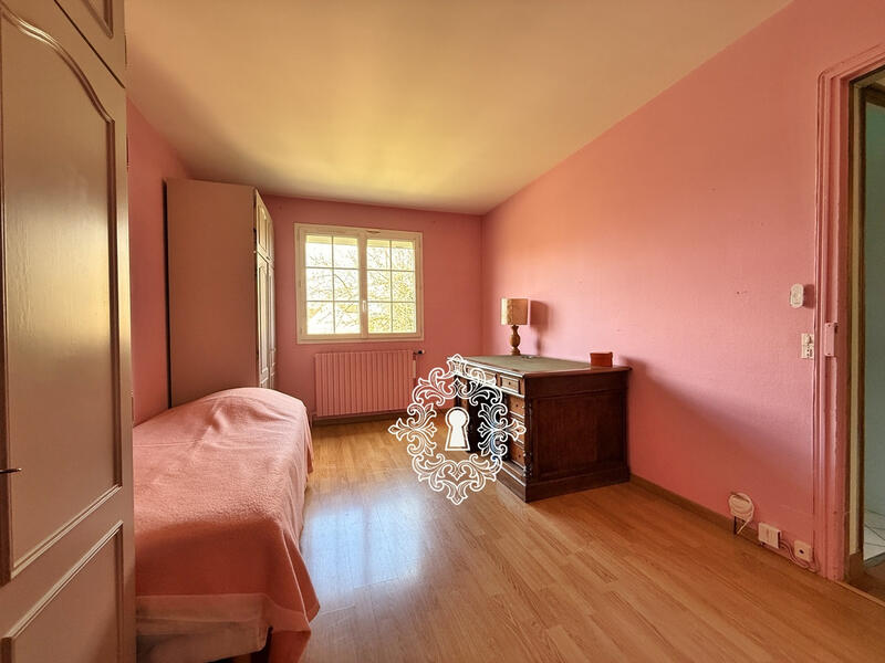 Maison - 156 m² - 7 pièces