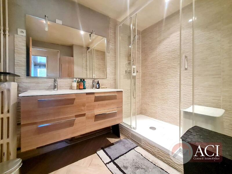 Appartement - 77 m² - 4 pièces