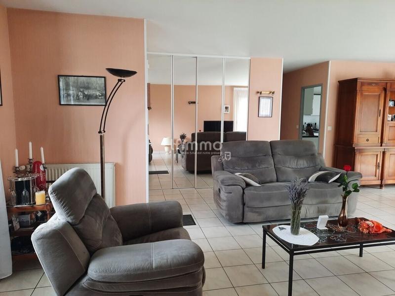 Maison - 138 m² - 5 pièces