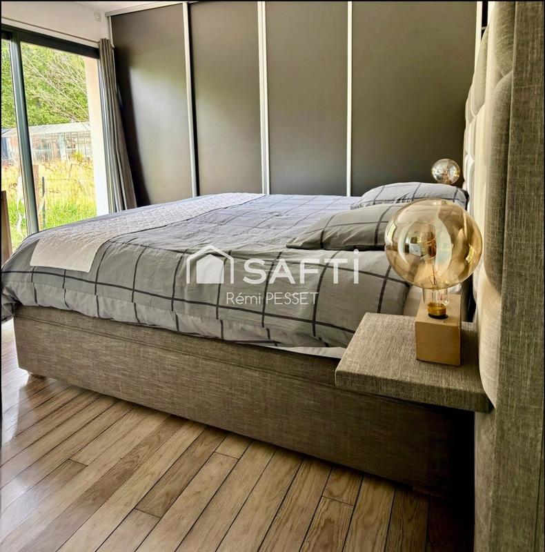 Maison - 120 m² - 4 pièces