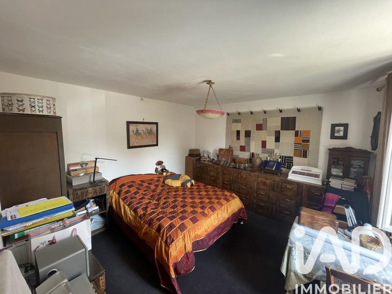 Maison - 230 m² - 6 pièces