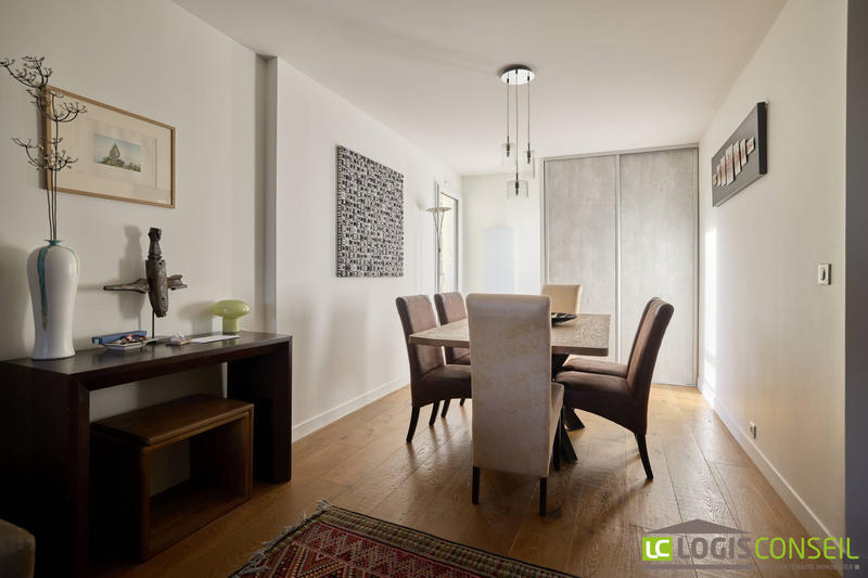 Appartement - 83 m² - 4 pièces