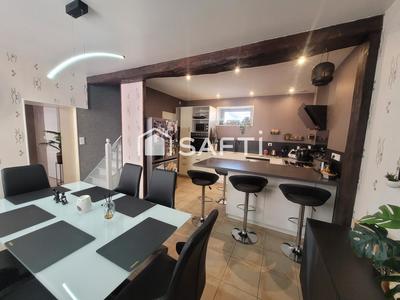 Maison de village - 102 m² - 4 pièces