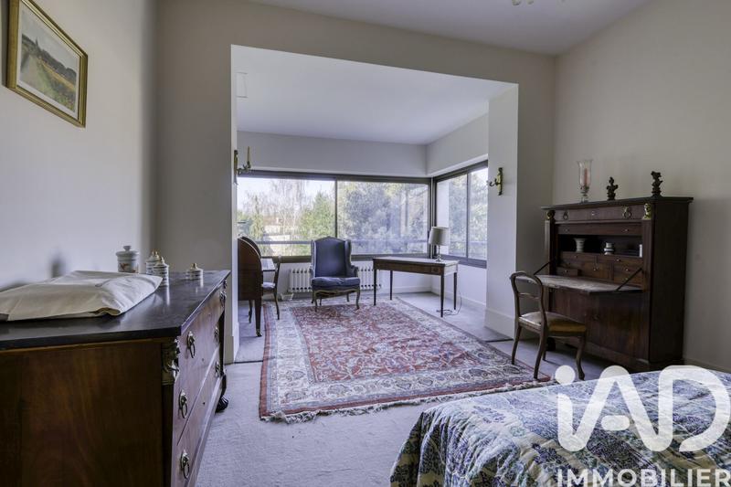 Maison - 227 m² - 10 pièces