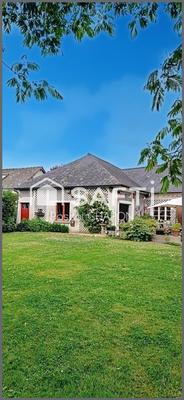 Maison - 228 m² - 7 pièces