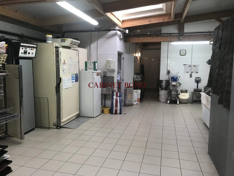 Fonds de commerce - 110 m²