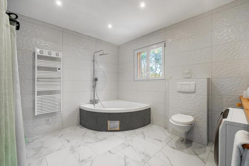 Villa - 190 m² - 7 pièces