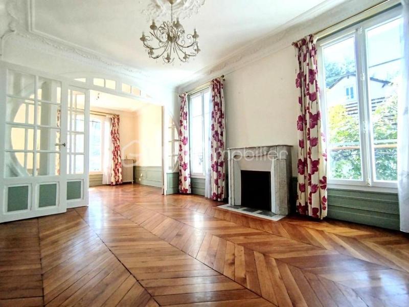 Maison ancienne - 105 m² - 6 pièces