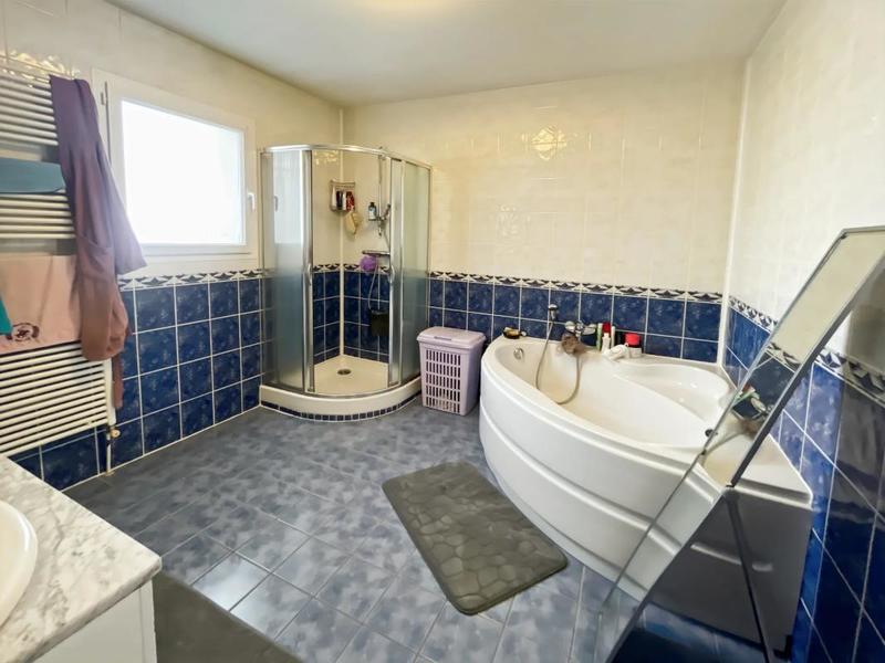 Villa - 167 m² - 5 pièces