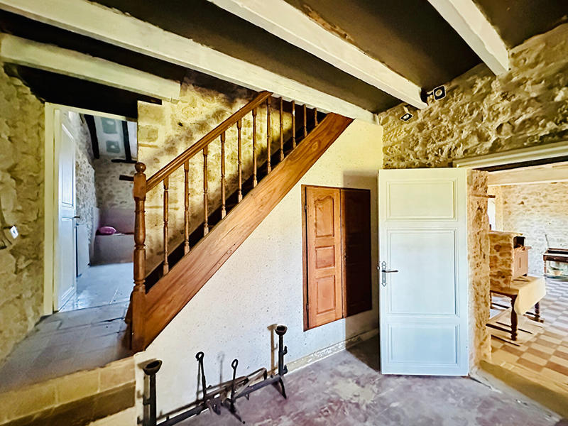 Maison - 362 m² - 9 pièces