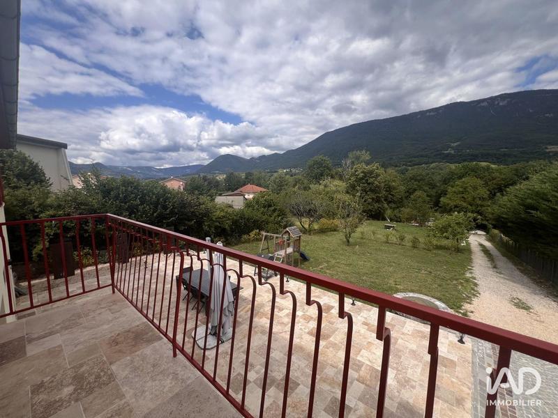 Maison - 160 m² - 5 pièces