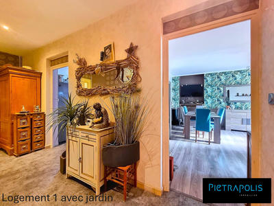 Maison - 493 m² - 10 pièces