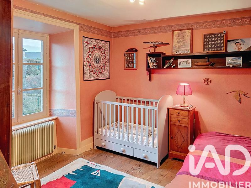 Maison - 335 m² - 13 pièces