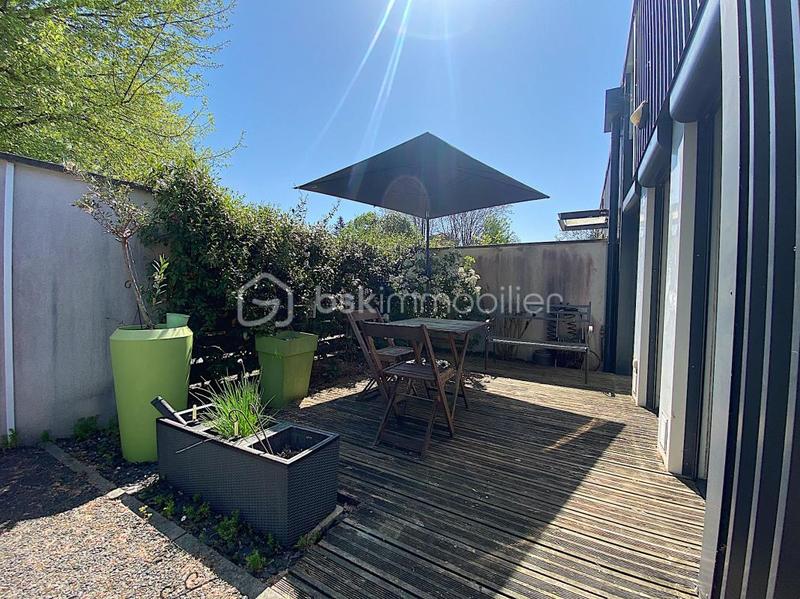 Loft - 124 m² - 4 pièces