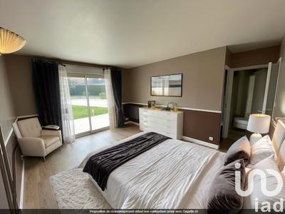 Maison de maîtres - 350 m² - 9 pièces