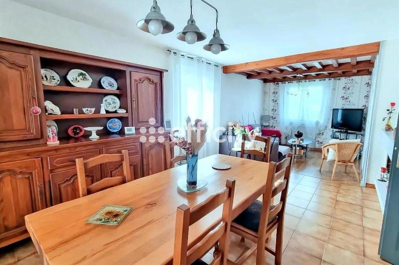 Maison - 135 m² - 8 pièces