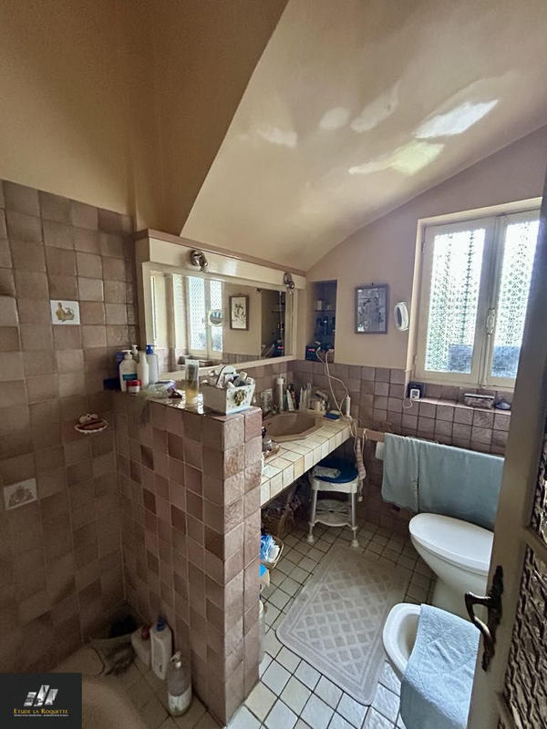 Appartement - 169 m² - 6 pièces