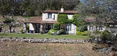 Villa - 206 m² - 7 pièces