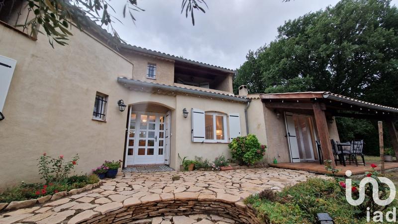 Maison - 166 m² - 6 pièces