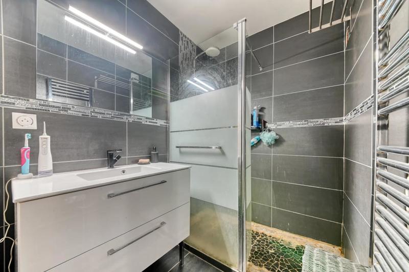 Appartement - 102 m² - 4 pièces