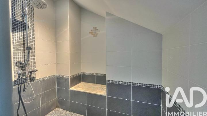 Maison - 159 m² - 5 pièces