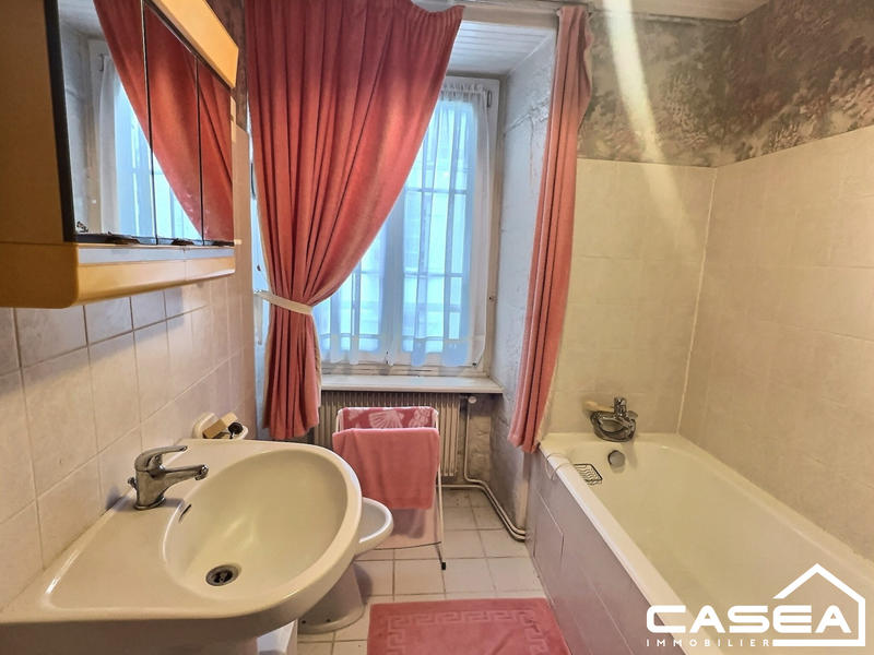 Maison ancienne - 155 m² - 5 pièces