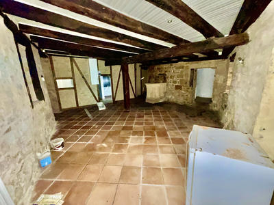 Maison - 495 m² - 23 pièces