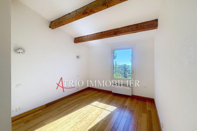 Maison - 101 m² - 5 pièces