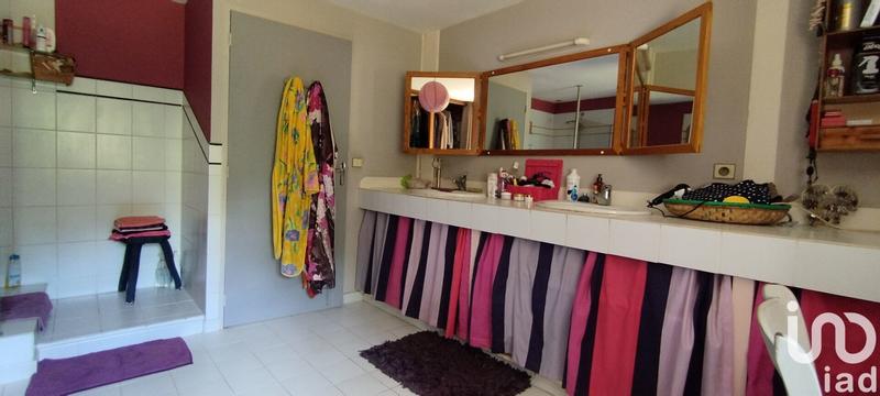 Maison - 217 m² - 7 pièces