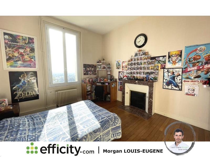 Maison - 272 m² - 8 pièces