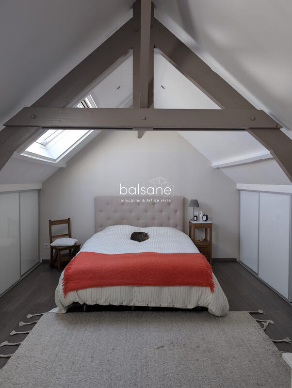 Maison - 101 m² - 5 pièces