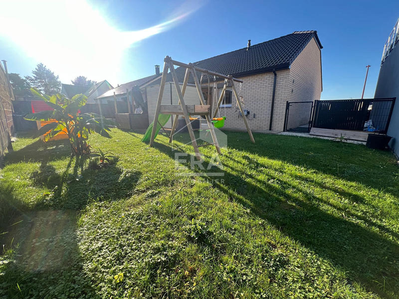 Maison - 96 m² - 5 pièces