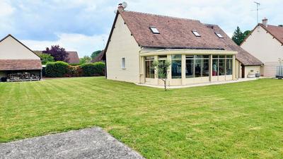 Maison - 159 m² - 6 pièces