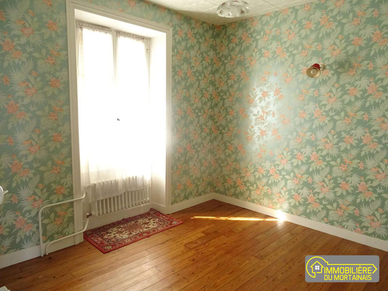 Maison - 95 m² - 4 pièces