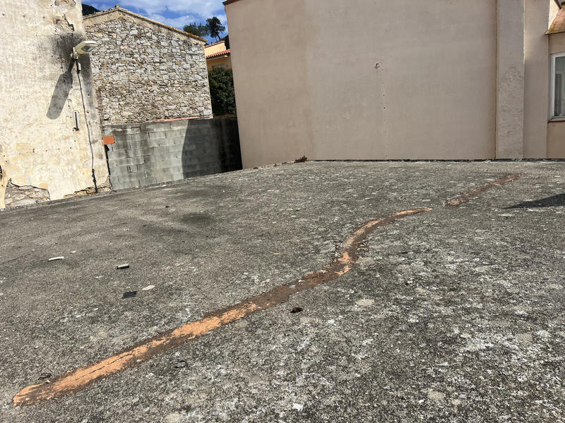 Parking / Garage - 255 m²